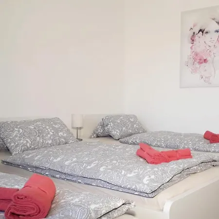 Appartement Frisch Renovierte Ferienwohnung Mit Tv Und Wlan