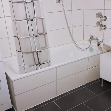 Frisch Renovierte Ferienwohnung Mit Tv Und Wlan